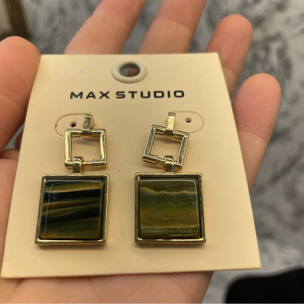 Max Studio Gold And Green Square Earrings